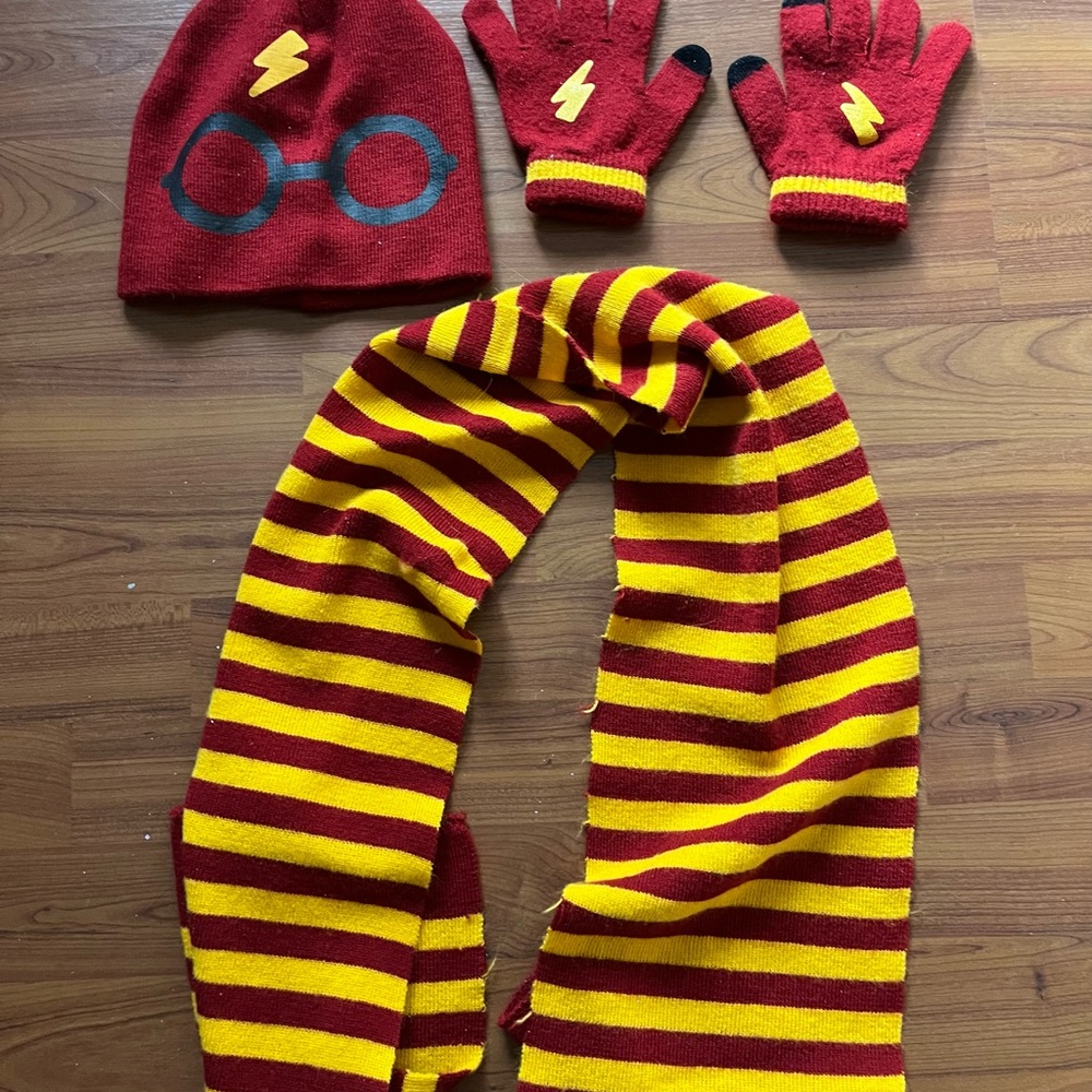 Harry Potter Red and Yellow Striped Scarf, Hat, and Gloves Set